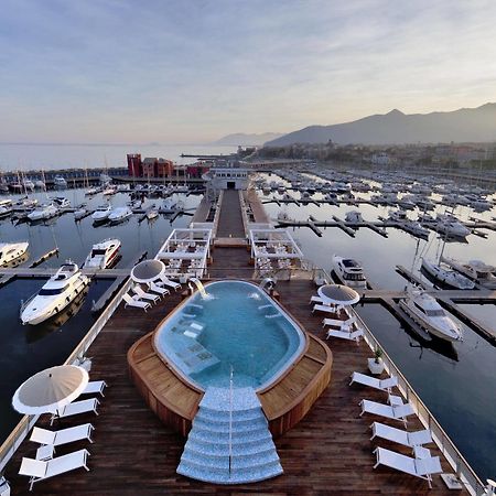 Hotel Yacht Club Marina Di Loano Exteriér fotografie