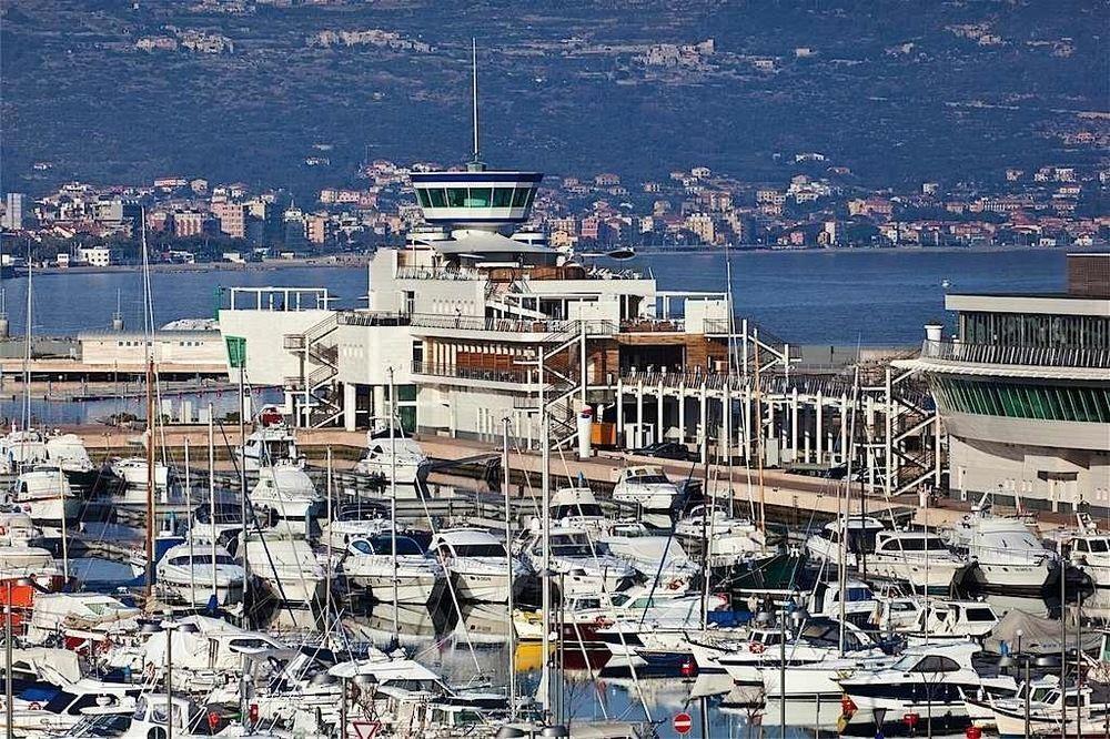 Hotel Yacht Club Marina Di Loano Exteriér fotografie