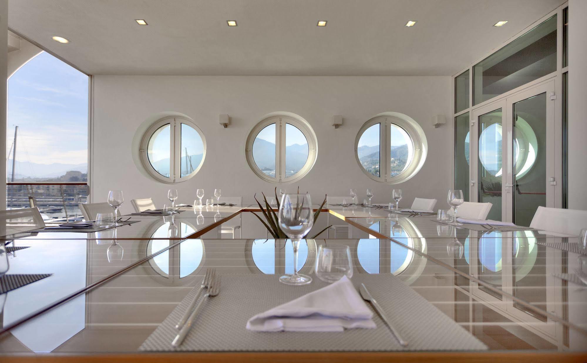Hotel Yacht Club Marina Di Loano Exteriér fotografie