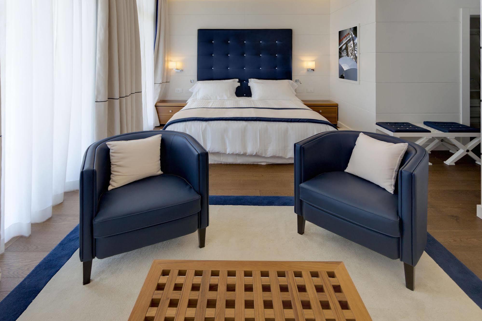 Hotel Yacht Club Marina Di Loano Exteriér fotografie