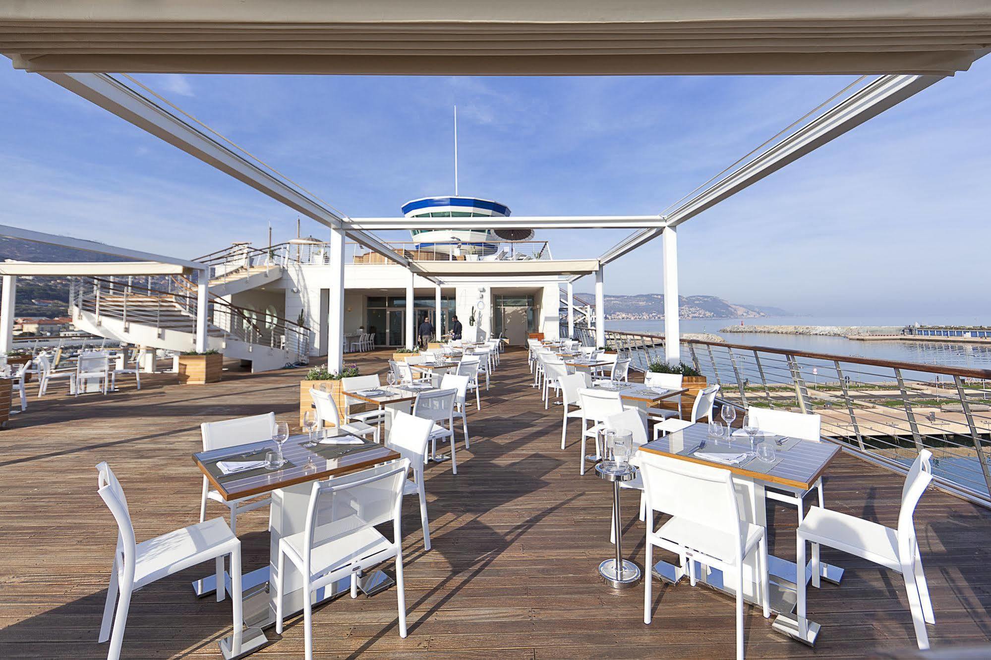 Hotel Yacht Club Marina Di Loano Exteriér fotografie